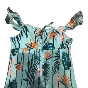 Guess top nwot​​​​​​​​​